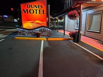 Dunes Motel Bend