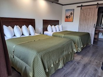 Dunes Motel Bend