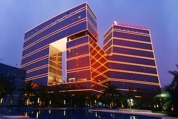 Ramada Plaza by Wyndham Liuzhou Liudong