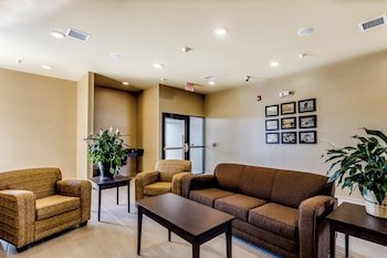 Cobblestone Inn & Suites Waverly