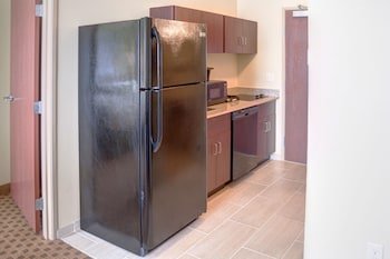 Cobblestone Inn & Suites Waverly