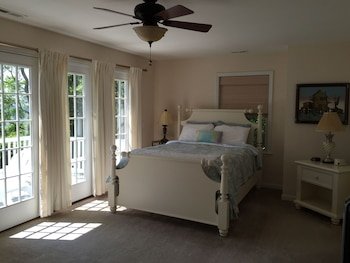 The Baywood Bed & Breakfast
