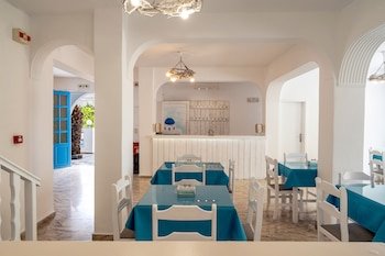 Ikaros Hotel