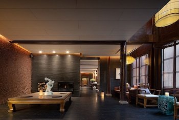 Jings Residence