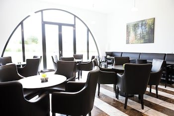 Tobbaccon Hotel