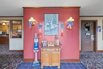 Glass House Inn