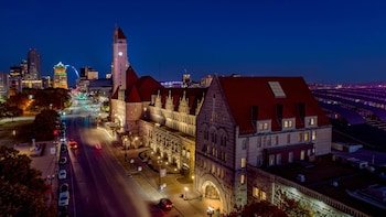 St. Louis Union Station Hotel