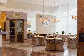 Hotel Oktyabrskaya