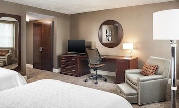 Sheraton Commander