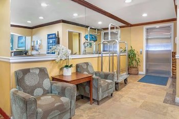 Best Western Harbour Inn & Suites