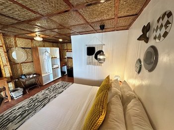 El Nido Beach Huts
