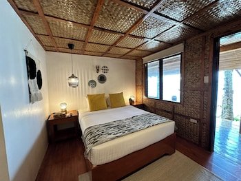 El Nido Beach Huts