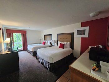 Ramada by Wyndham SeaTac Airport
