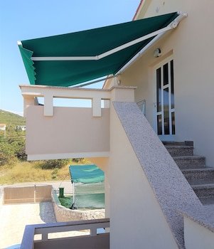 Apartments Vrtlici
