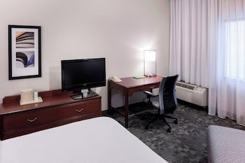 Courtyard by Marriott Wichita East