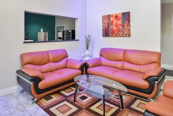Americas Best Value Inn & Suites-Houston FM 1960/I-45