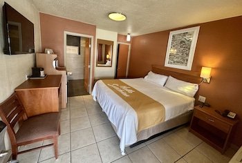 Sun Valley Motel