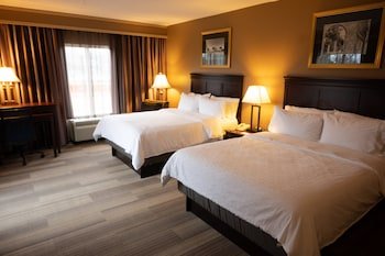 Holiday Inn Express & Suites Tuscaloosa - University