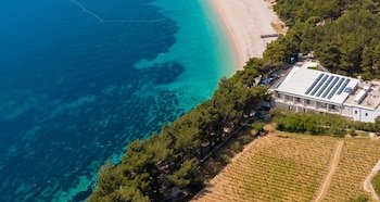 Zlatni Rat Beach Hotel