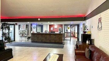 Red Carpet Inn And Suites