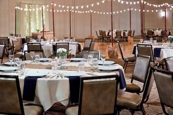 MeadowView Conference Resort & Convention Center