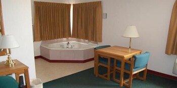 Country Haven Inn