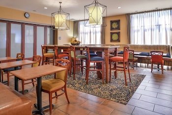 Hampton Inn Jackson-College Avenue