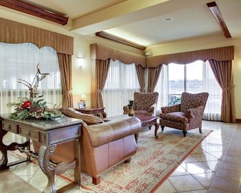 Clarion Suites Vidalia
