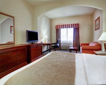 Clarion Suites Vidalia