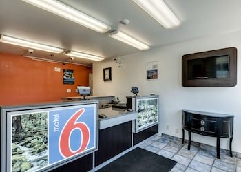 Motel 6 Spokane West Downtown