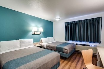 Motel 6 Spokane West Downtown