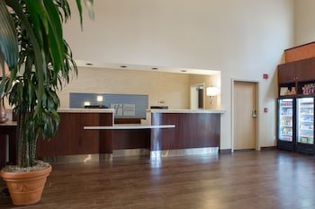 Holiday Inn Express & Suites San Jose - Morgan Hill