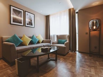 Tulip Inn Huaxi Hotel