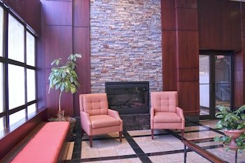 Crowne Plaza Hamilton Hotel & Conf Center