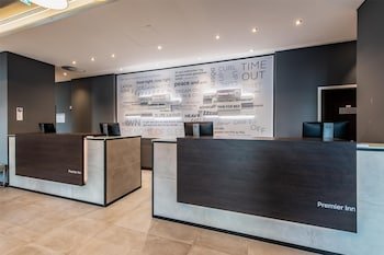 Premier Inn Essen City Centre Hotel