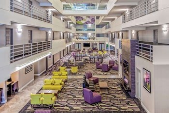 La Quinta Inn & Suites by Wyndham Lubbock West Medical Centr