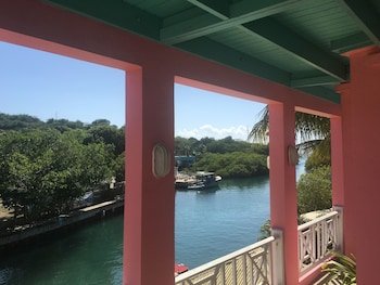 Mamacitas Guest House