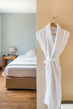 Hotel Le Place Neuve