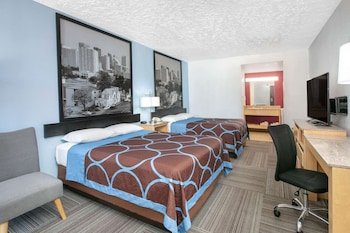 Super 8 by Wyndham City of Moore