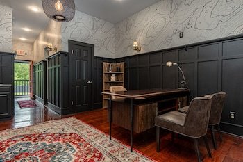 The Alpine Lodge