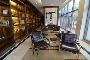 Murano North Tower by Toronto Escape