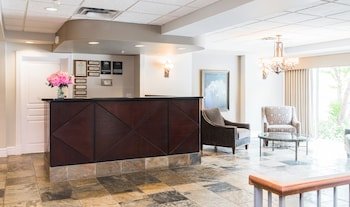 Canterra Suites Apartment Hotel