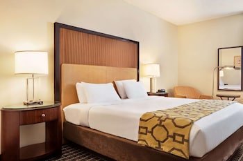 Belmont Inn & Suites