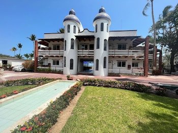 Villas El Dorado