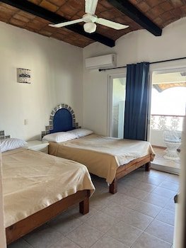 Villas El Dorado