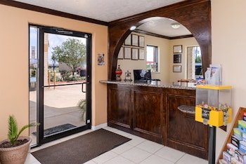 Americas Best Value Inn & Suites-Waller/Prairie View
