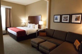 Comfort Suites