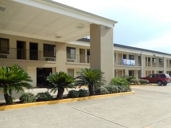 Motel 6 Luling