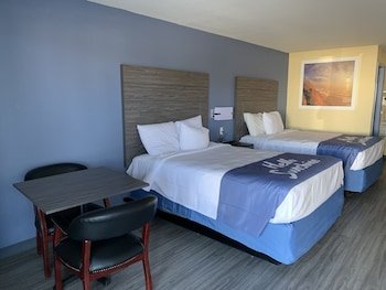 Days Inn by Wyndham Okmulgee