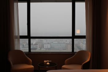 Ramada Plaza by Wyndham Shengzhou City Center